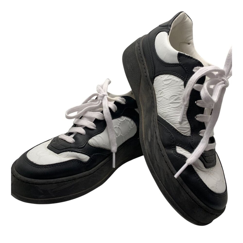 Valentino Garavani Size 9 Black & White Embossed Logo Leather Sneakers Lace Up